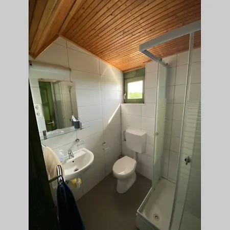 Preshaz A Hegyteton Apartment Pecsely Exterior photo