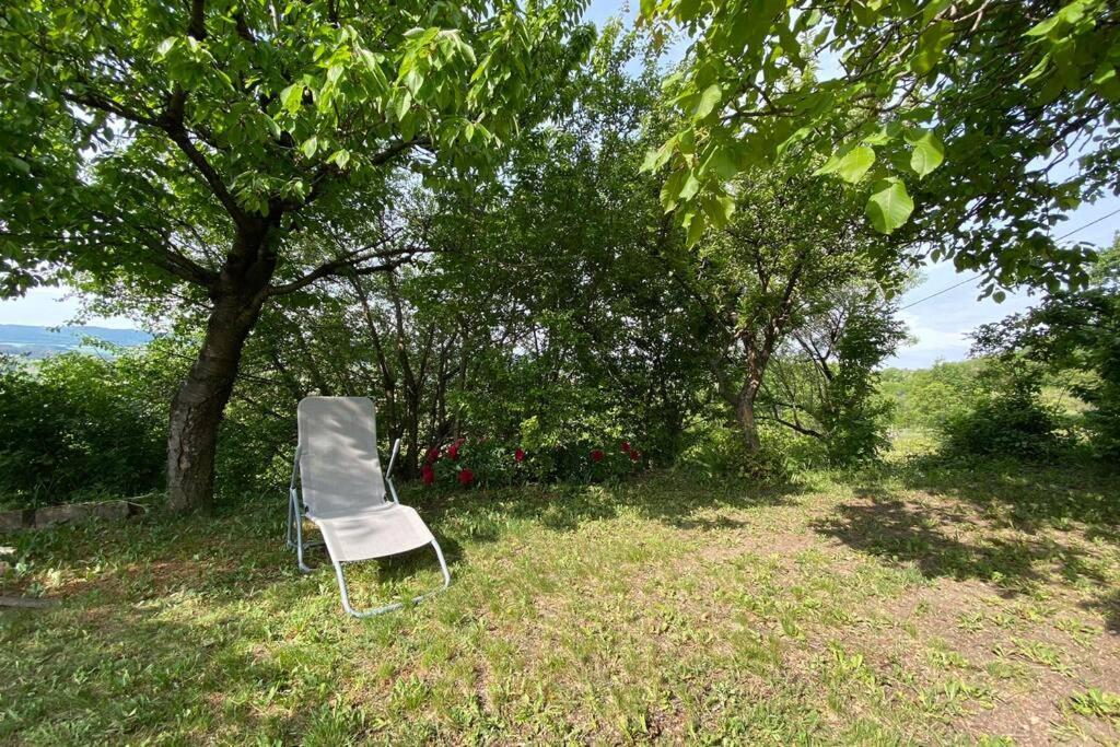 Apartment Preshaz A Hegyteton Pecsely